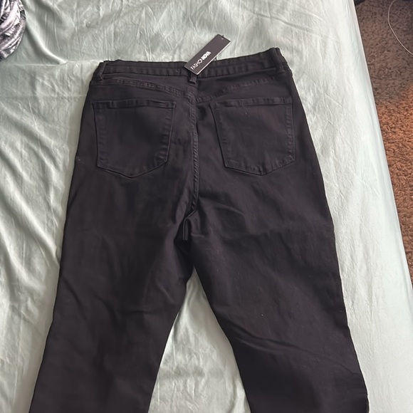 Fashion Nova black jeans - Picture 3 of 4
